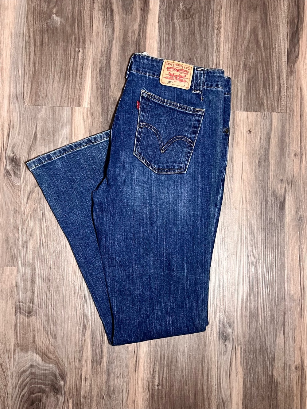 Retro Levis 525 Nouveau Low Boot Cut Womens Jeans Size 16 M